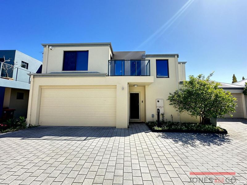 3/118 Huntriss Road, Karrinyup