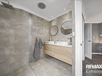 3 Hiltaba Court, Tapping WA 6065