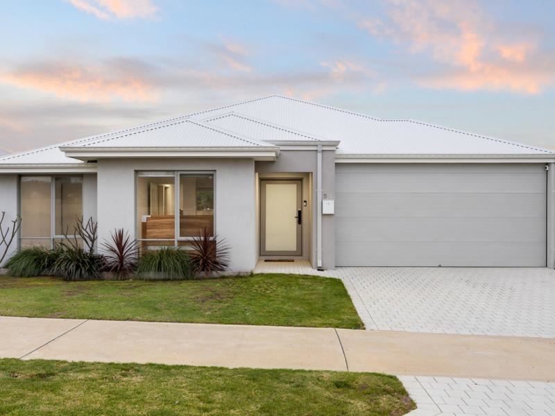 53 Persimmon Crescent, Karnup