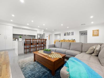 53 Persimmon Crescent, Karnup WA 6176