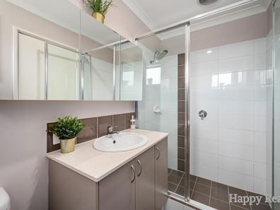 3 Glendalough Loop, Canning Vale WA 6155