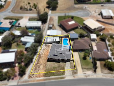 8 Santander Way, Cervantes WA 6511