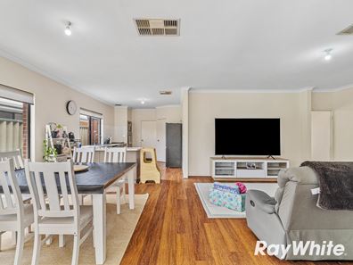 5 Kinsale Bend, Port Kennedy WA 6172