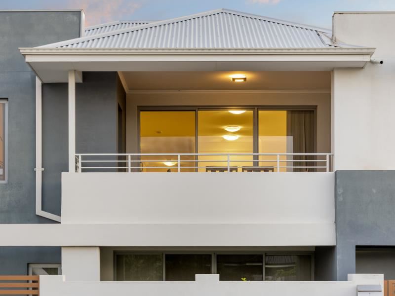 4/24 Roccella Loop, Ashby