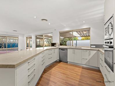 9 Warnt Court, South Guildford WA 6055