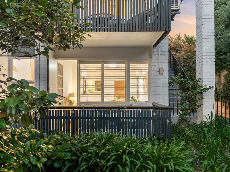 5/4 Richardson Avenue, Claremont