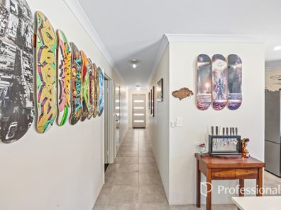 12 Quartz Drive, Australind WA 6233