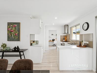 4 Cue Court, Swan View WA 6056