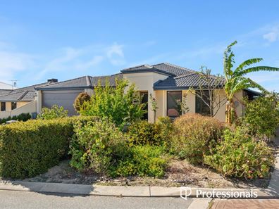 2 Chile Way, Aubin Grove WA 6164