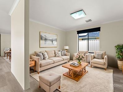 7 Glenbawn Vista, Lakelands WA 6180