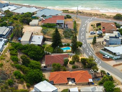 19 Valley Road, Halls Head WA 6210