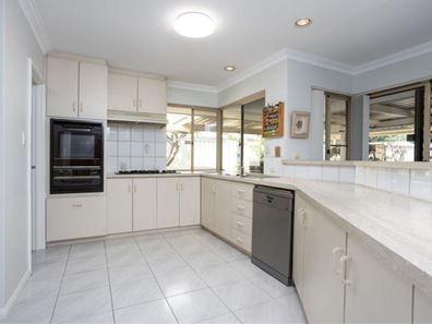 7 Bayview Vista, Ballajura WA 6066