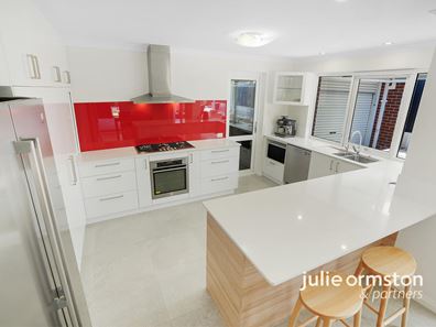 40 Derwent Meander, Joondalup WA 6027