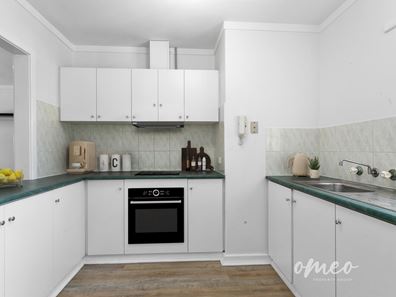 11/13 Dowling Place, Orelia WA 6167