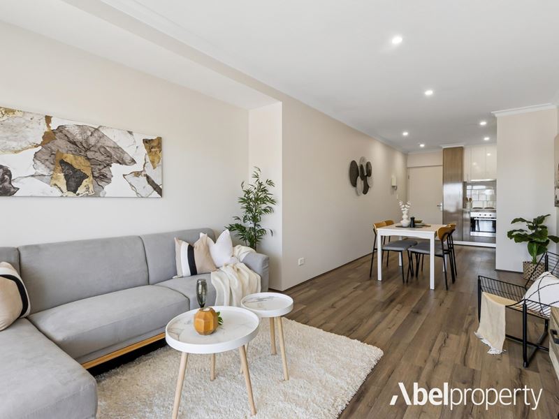 8/4 Wooramel Way, Nollamara WA 6061