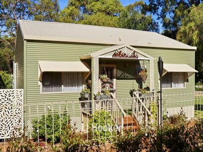 9 Feast Place, Leschenault WA 6233