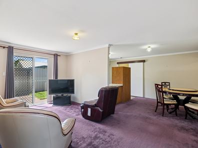 4/14 Helena Street, Guildford WA 6055