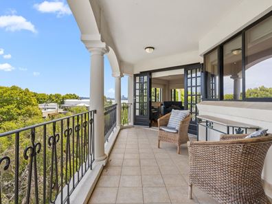 10/9 Kintail Road, Applecross WA 6153