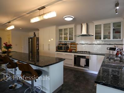 36 Ingleton Place, West Beach WA 6450