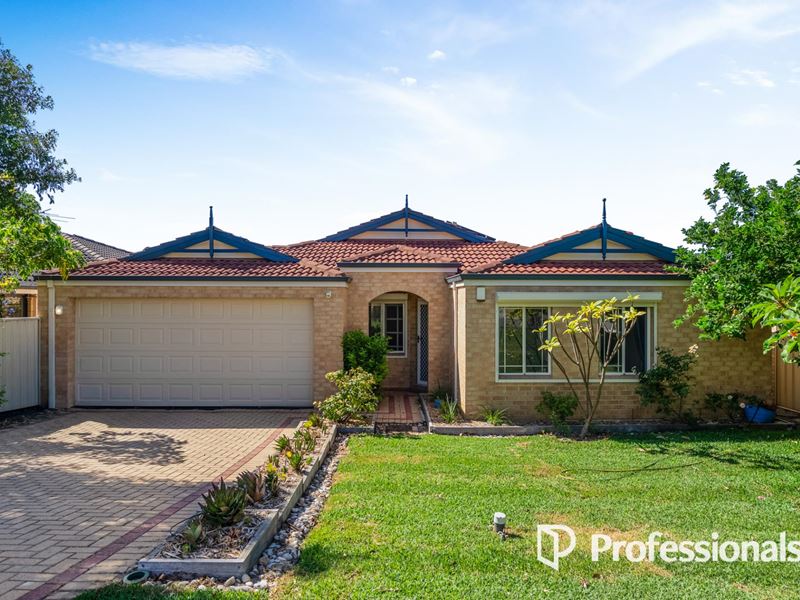 8 Moran Street, Embleton
