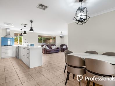 8 Moran Street, Embleton WA 6062