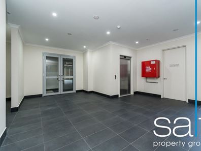 C3/164 Riseley Street, Booragoon WA 6154