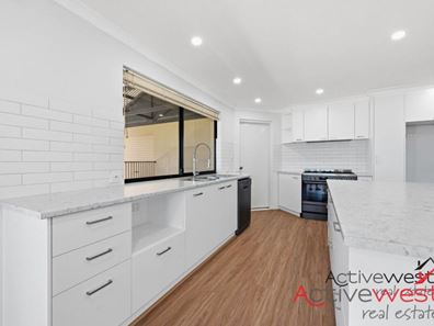 155 Glendinning Road, Tarcoola Beach WA 6530