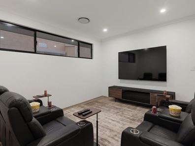 14 COULOIR ST, Treeby WA 6164