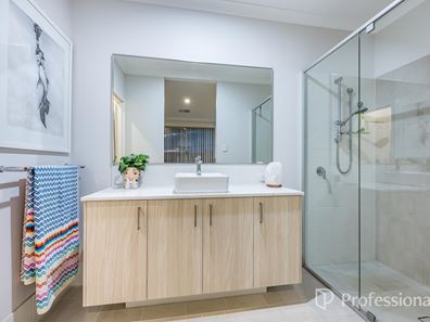 15 Chateau Avenue, Alkimos WA 6038