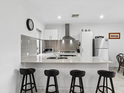 20A Ardrossan Loop, Kingsley WA 6026