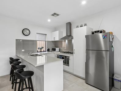 20A Ardrossan Loop, Kingsley WA 6026