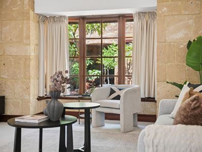 2/24 Salvado Street, Cottesloe WA 6011