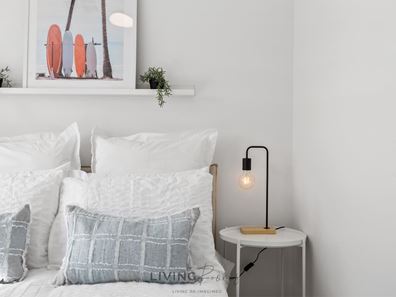 Room/2  5 Plumeria Rise, Sinagra WA 6065