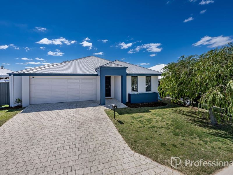30 Vitrinella Avenue, Jindalee WA 6036