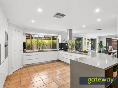 43 Turnbury Park Drive, Jandakot WA 6164