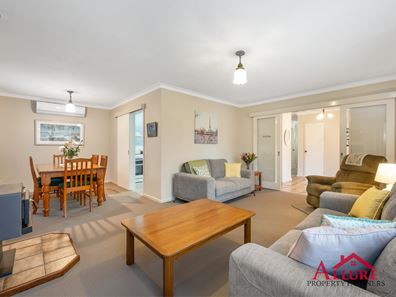 6 Sonego Avenue, Kelmscott WA 6111