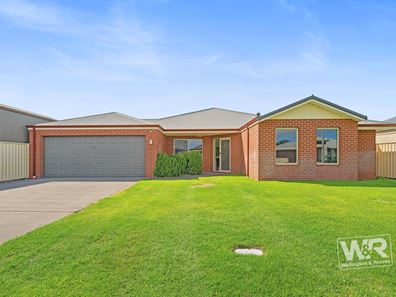 36 O'Keefe Parade, Mckail WA 6330