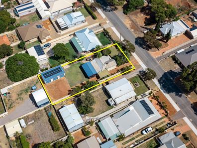 218 Second Street, Wonthella WA 6530
