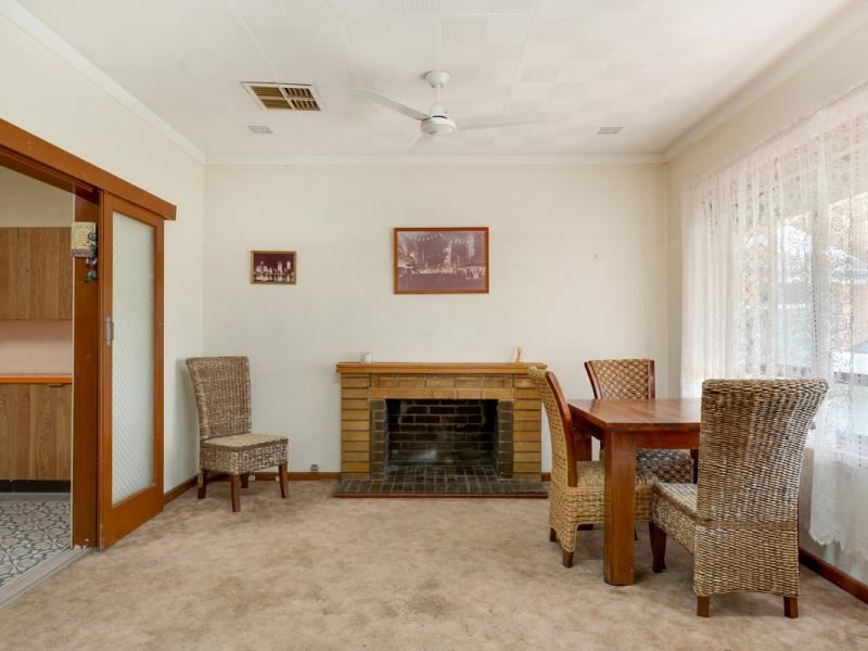 15 Jenever Place, Bentley WA 6102