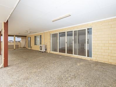 14 Pethick Loop, Green Head WA 6514