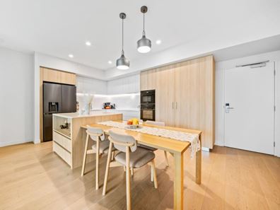 1104/3 KINTAIL Road, Applecross WA 6153