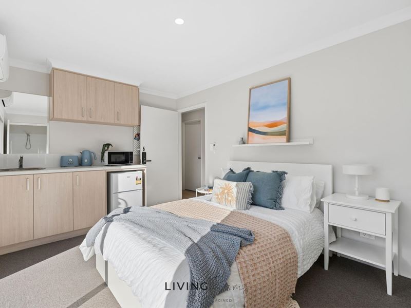 Room/6  4 Garrard Parade, Two Rocks WA 6037