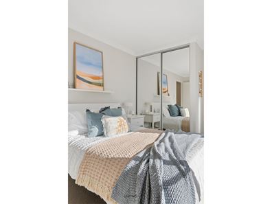 Room/6  4 Garrard Parade, Two Rocks WA 6037