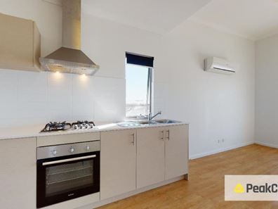2/22 Hampstead Gate, Success WA 6164