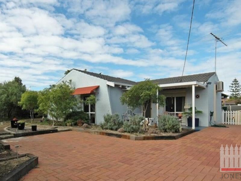 6 Forrest Grove, Two Rocks WA 6037