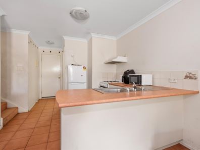 2/13 Brookman Street, Kalgoorlie WA 6430