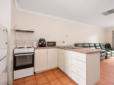 2/13 Brookman Street, Kalgoorlie WA 6430