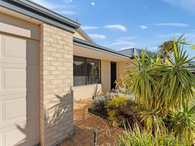 28 Montilla Crescent, Port Kennedy WA 6172