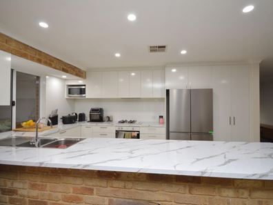 68 Leeuwin Parade, Rockingham WA 6168