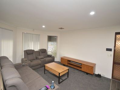 68 Leeuwin Parade, Rockingham WA 6168